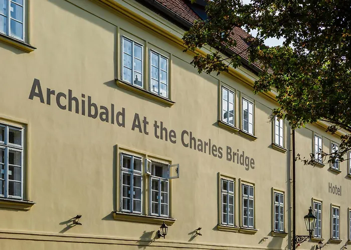 Archibald At The Charles Bridge Hotel Praag